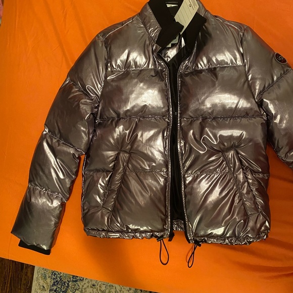 UGG BRAND NEW JACKET - Picture 8 of 16